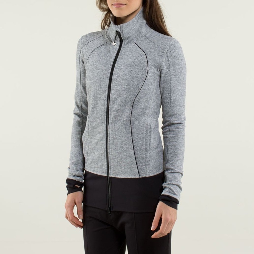 Women’s Lululemon Gray Herringbone Patterned Zip … - image 1